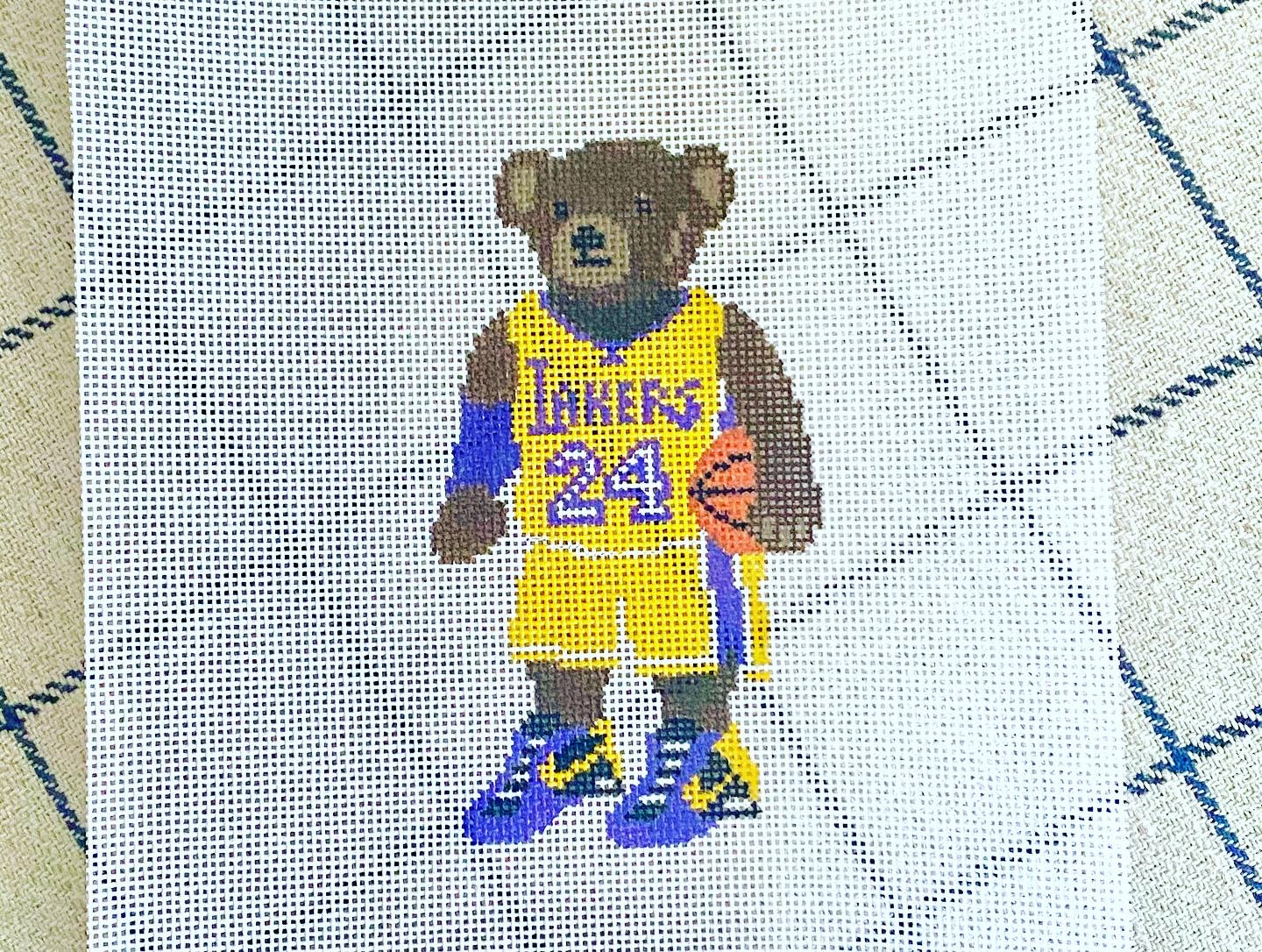 Basketball Bear - pre order